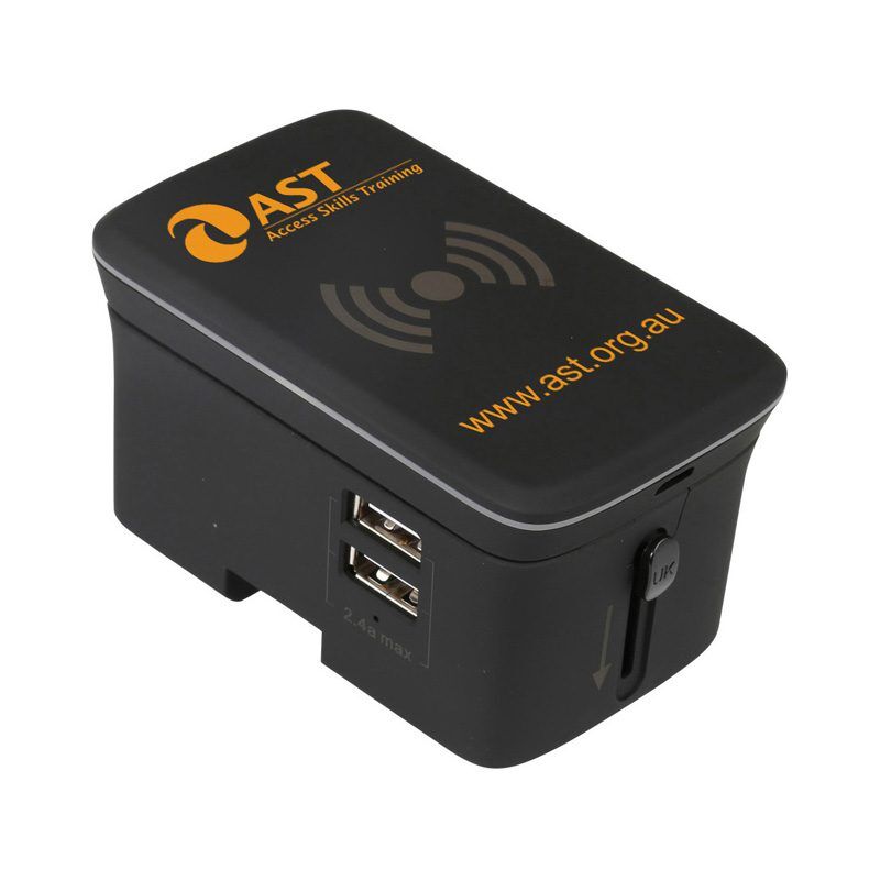 AR895 Portici Travel Adaptor with Fast Wireless Charger 12