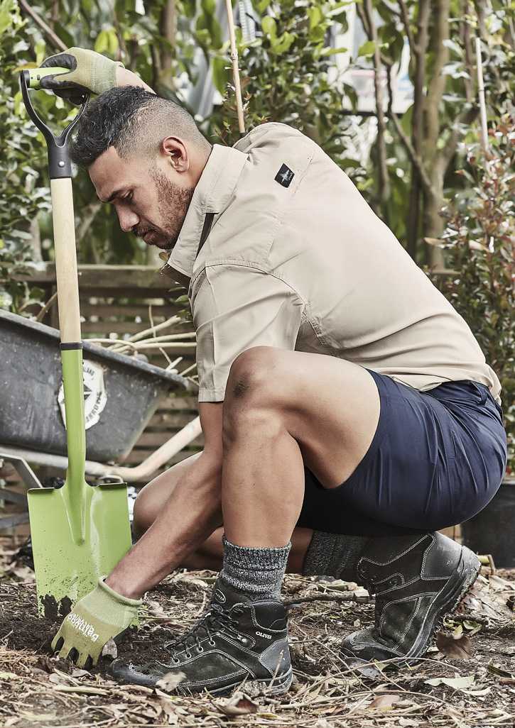 ZS180 Syzmik Mens Lightweight Outdoor Short aTalent Navy 01